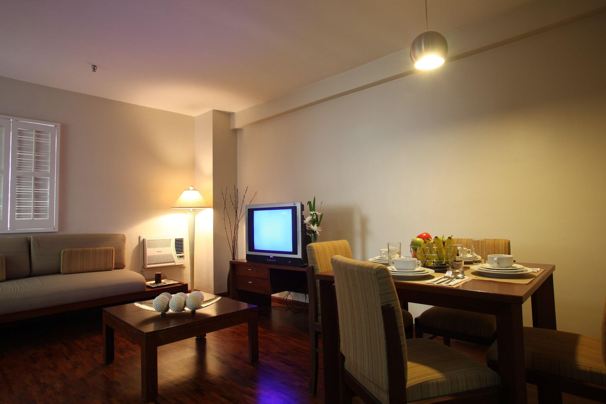 Amorsolo Mansion Hotel Макати Экстерьер фото